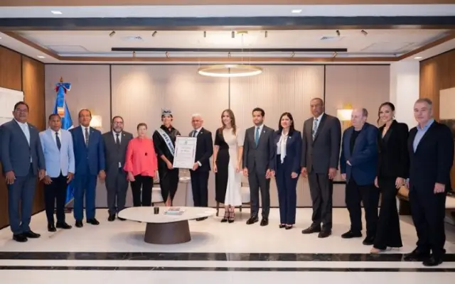 El Senado reconoce a Joheirry Mola, Miss Mundo 2026