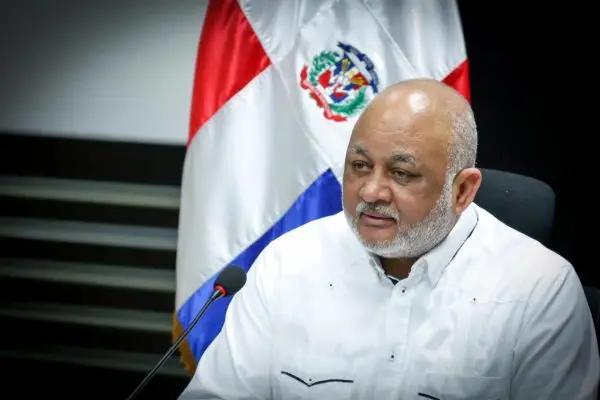 Fulcar consulta a dirigentes sobre candidatura del PRM
