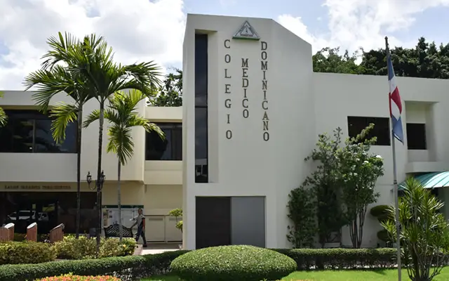 Médicos dominicanos llaman a paro nacional el 13 de octubre