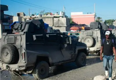 Dos mil soldados El Salvador patrullan hoy Puerto Príncipe