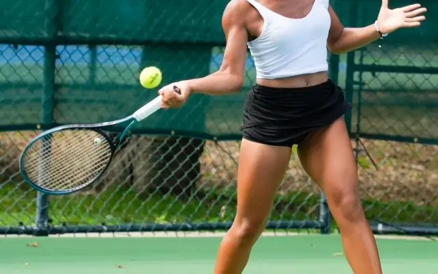 Julianny De La Cruz avanza a la final Copa de Tenis Mangú J60