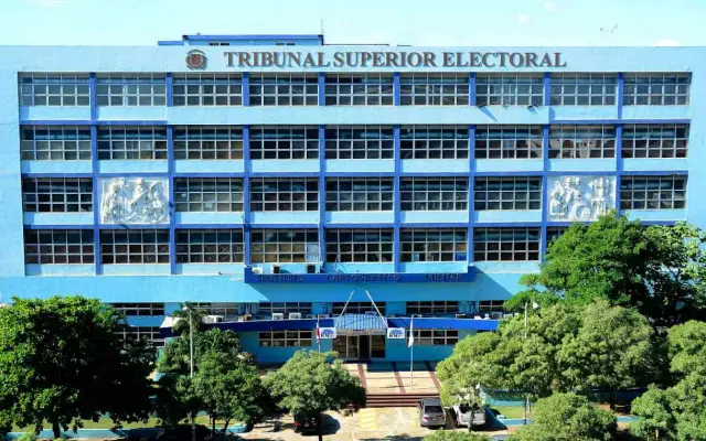 TSE mantiene suspensión para celebrar convención del PHD