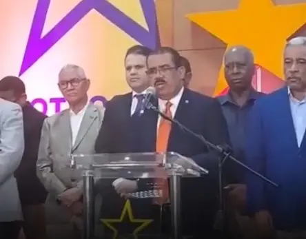 PLD denuncia supuesta crisis afecta producción carne pollo
