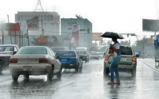 Vaguada provoca aguaceros y tronadas hoy en Dominicana