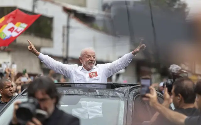 Líderes latinoamericanos felicitan a Lula por reelección