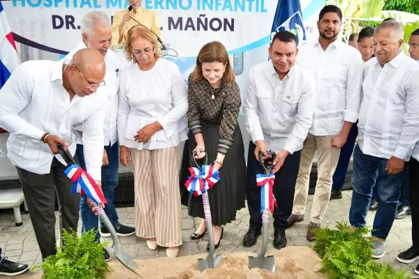 Dan primer palazo remozar el hospital Jacinto Mañón de SC