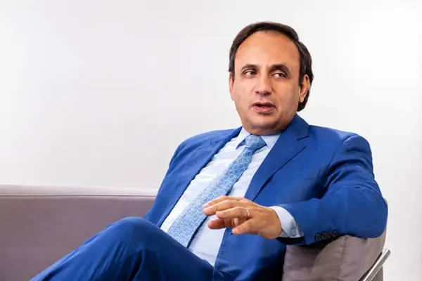 Elías Serulle llama a políticos a priorizar los intereses nacionales