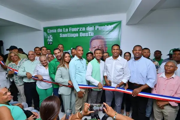 Fuerza del Pueblo se fortalece e inaugura local en Santiago Oeste