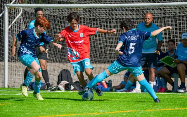 American School y St. Michael´s ganan en Intercolegial de Fútbol