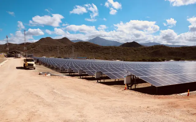Peravia encabeza generación de energía renovable en la RD