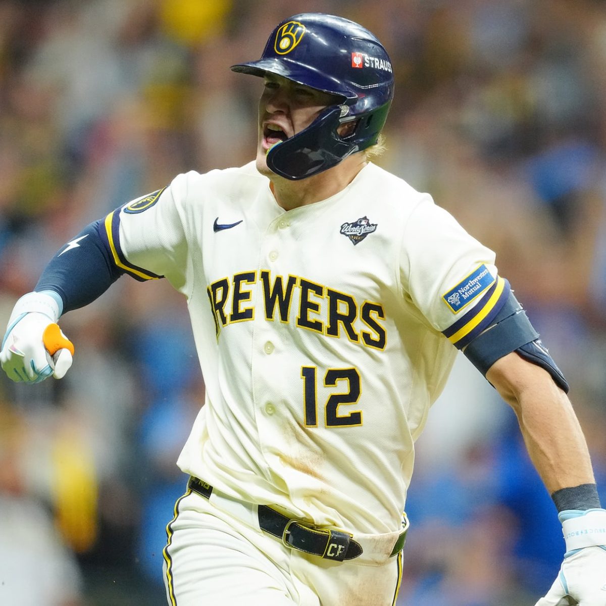 Cerveceros vencen 5-4 a Rays y toman ventaja 2-0 en Serie Mundial