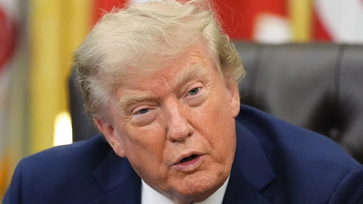 Trump anuncia US$1.500 millones del Pentágono para fabricar chips