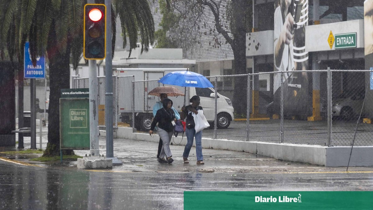 COE eleva a tres las demarcaciones en alerta verde por vaguada