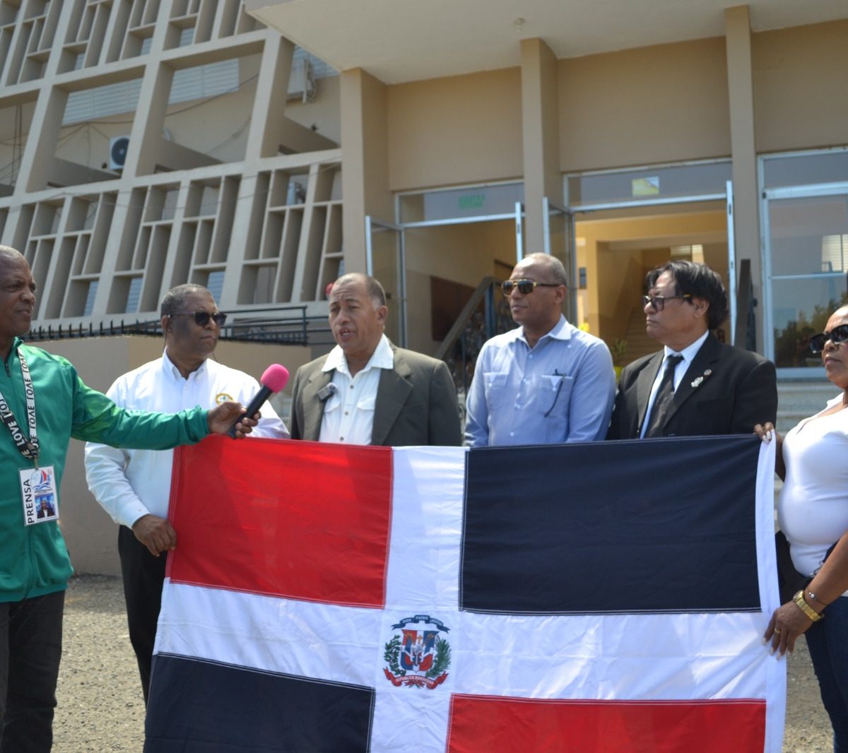 Piden frenar plantas en Manzanillo y reclaman US$200 millones