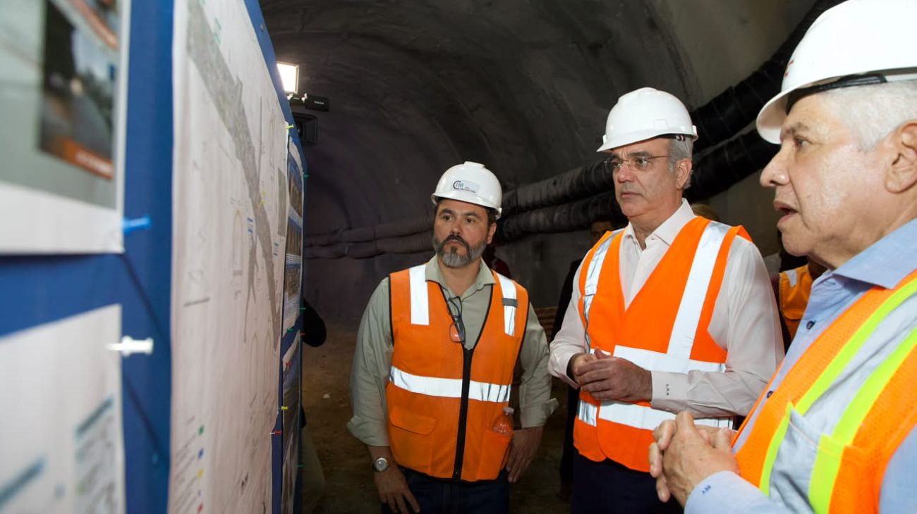 Abinader supervisa túnel pluvial de tres kilómetros en la Luperón