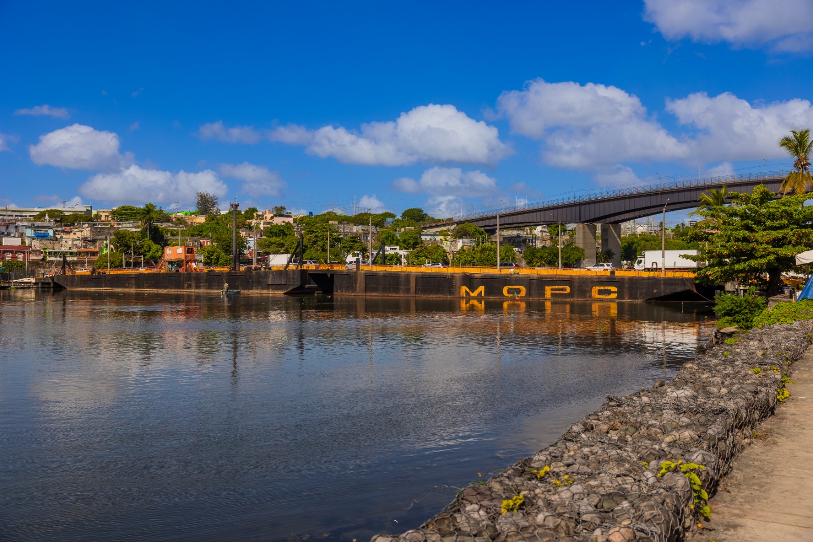 MOPC cerrará el puente flotante este sábado por dos horas