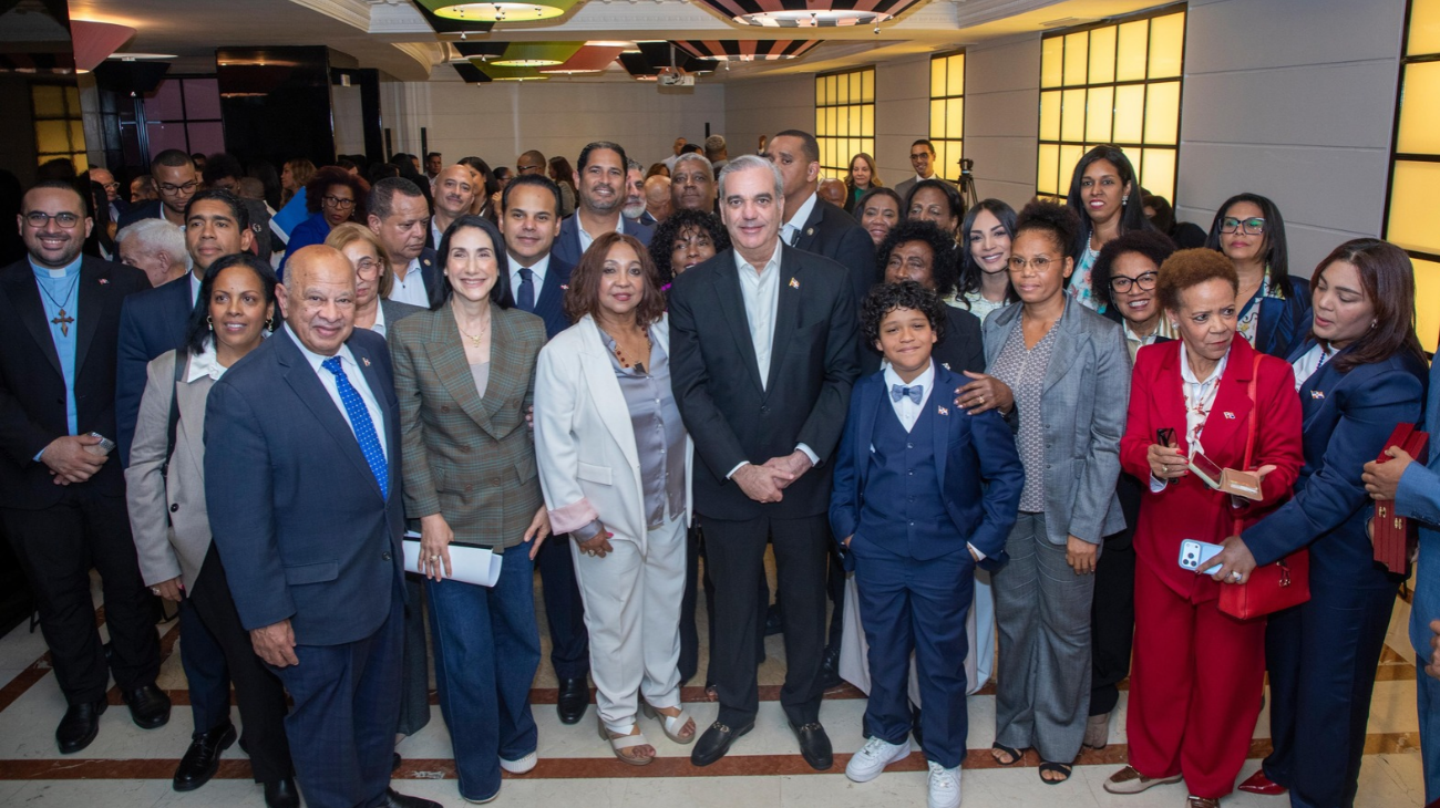 Abinader anuncia fondos para Casa de la Cultura Dominicana en Italia