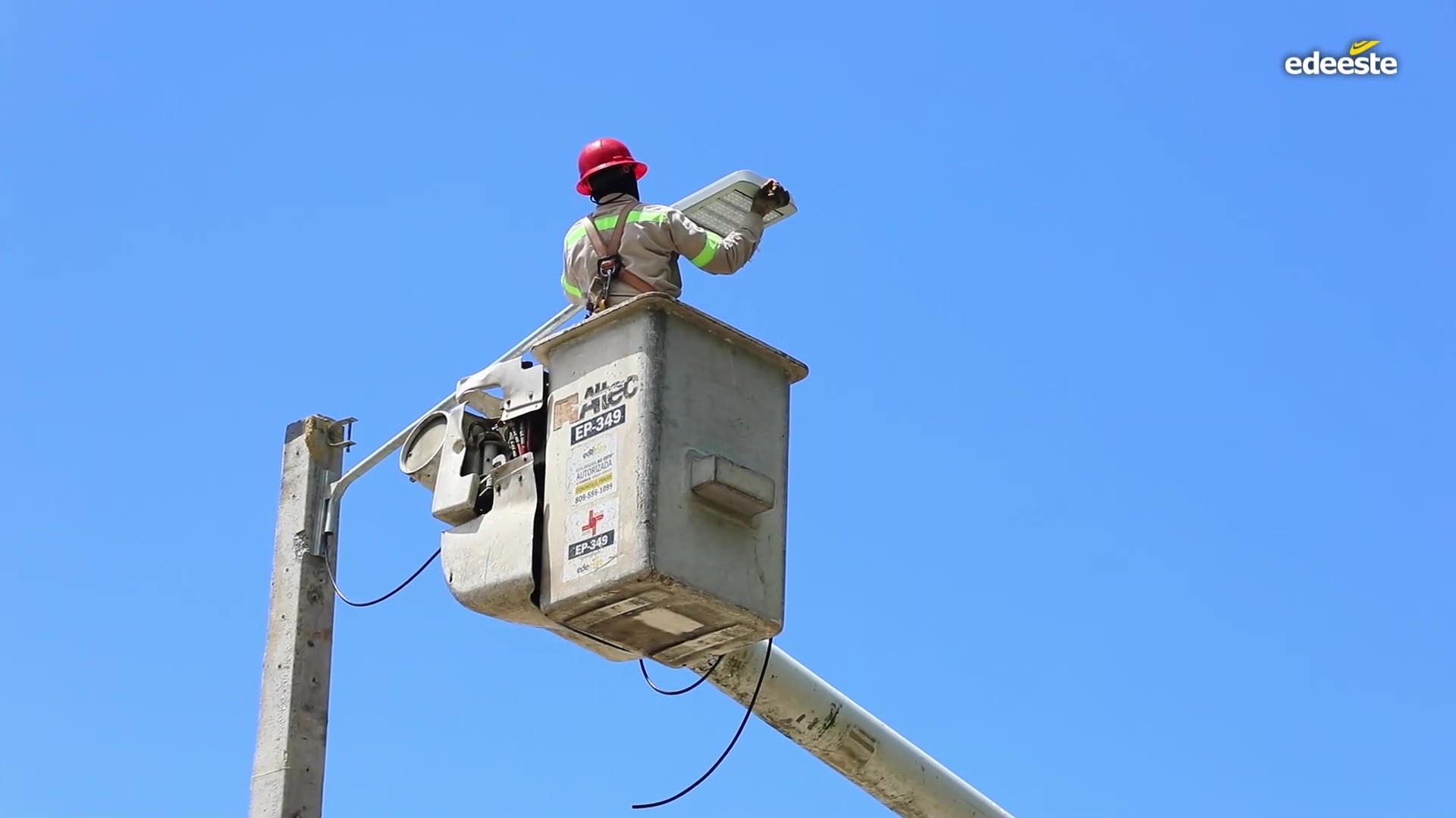 Edeeste invierte más de RD 147 millones en alumbrado durante 2026