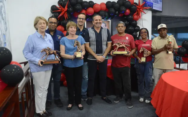 Invensible’s Son conquista el Clásico Hípíco Ángel Contreras